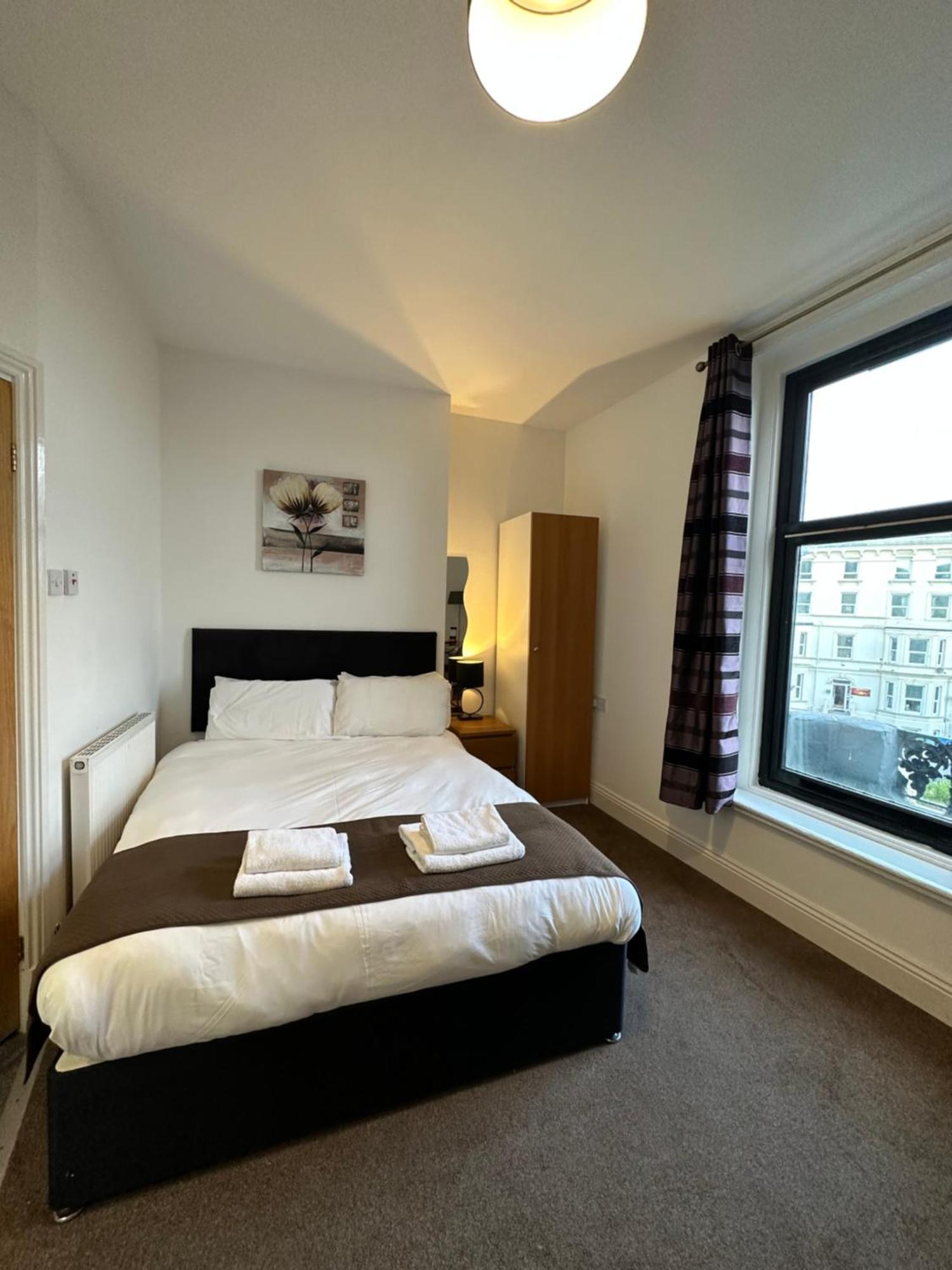 The Carlton'S Holiday Suites Bridlington Exteriör bild