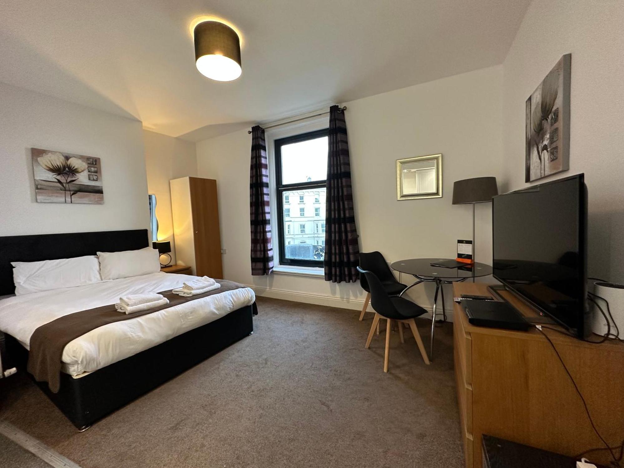 The Carlton'S Holiday Suites Bridlington Exteriör bild